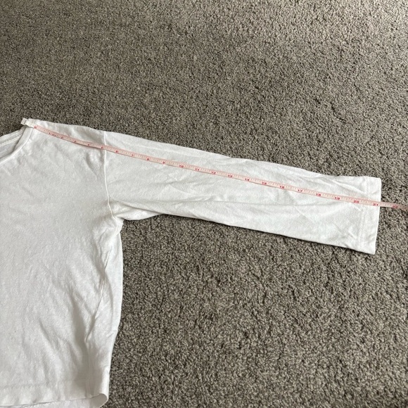 Aritzia Denim Forum Kate Cotton Boxy Cropped Longsleeve - Picture 5 of 6